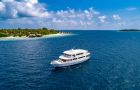 Surfboat Maldives Huvadhoo Atoll